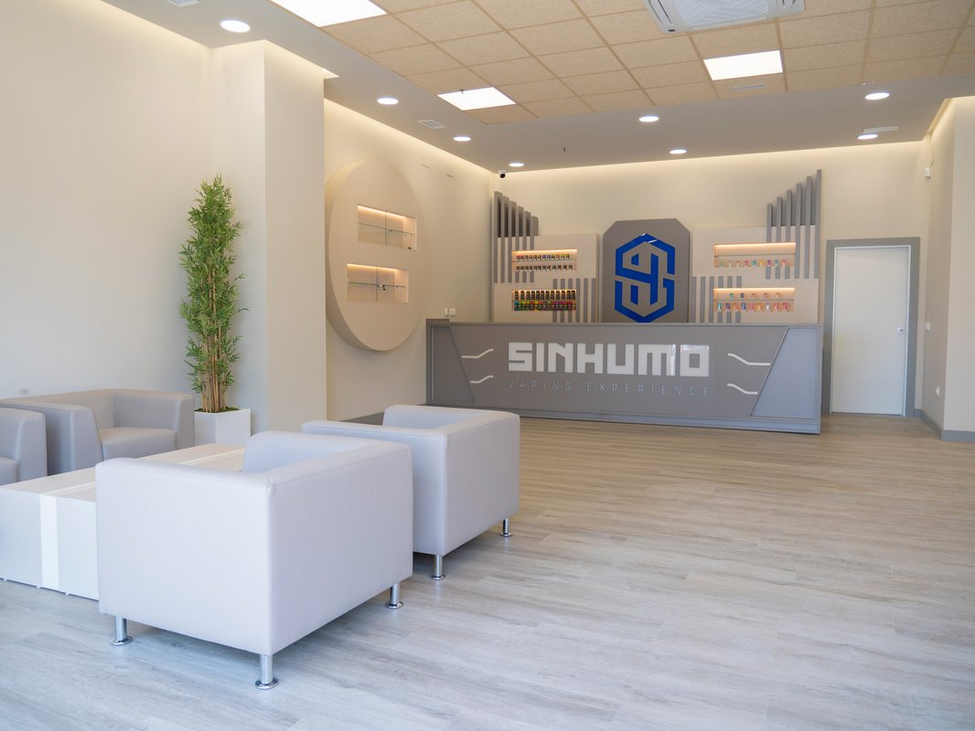 Sinhumo abre una nueva tienda en Los Molinos de Utrera