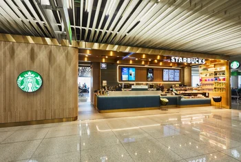 Starbucks suma una tienda en el Aeropuerto de Palma de Mallorca