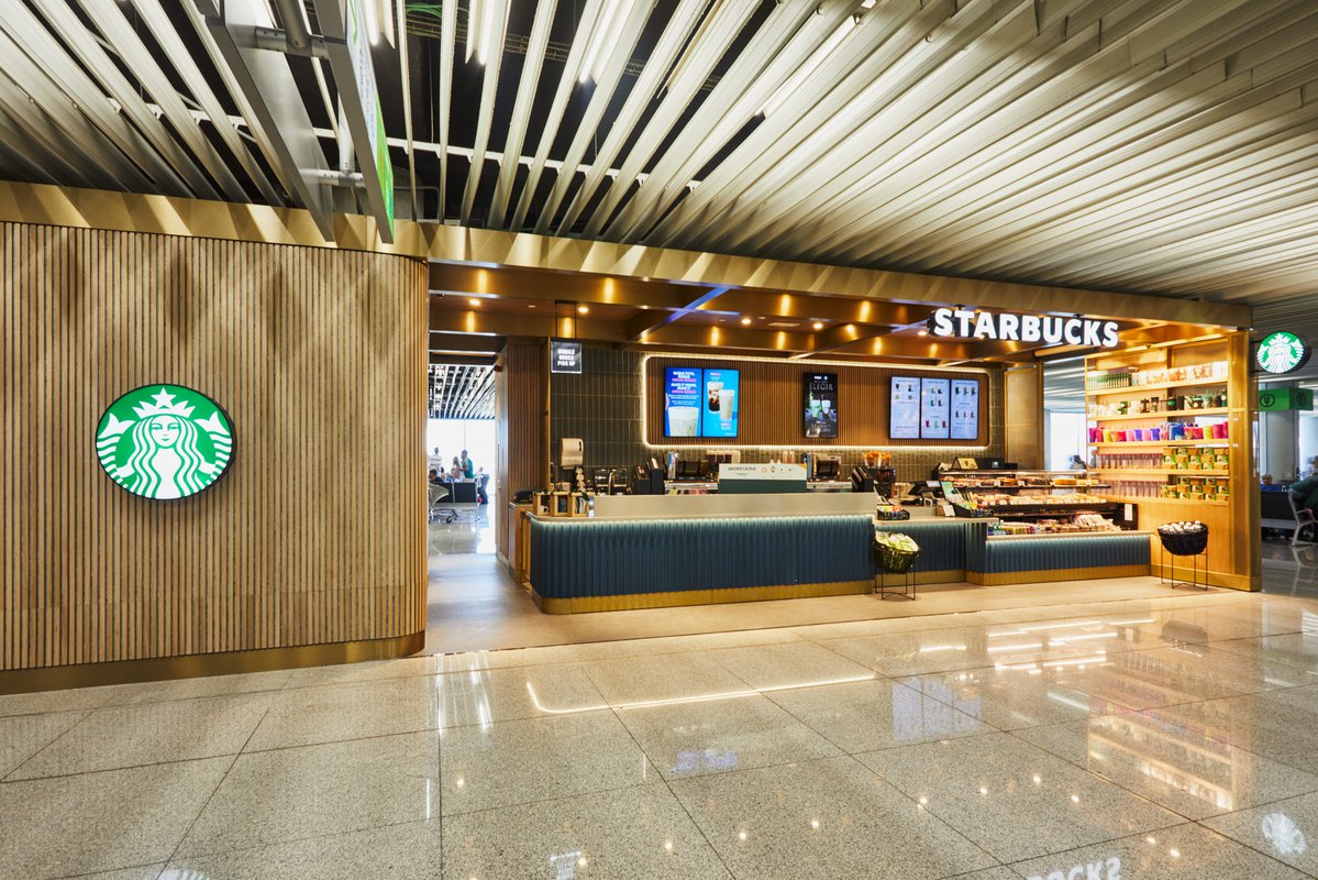 Starbucks suma una tienda en el Aeropuerto de Palma de Mallorca