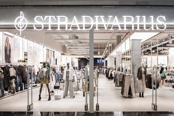 Un nuevo Stradivarius abre sus puertas en Marineda City
