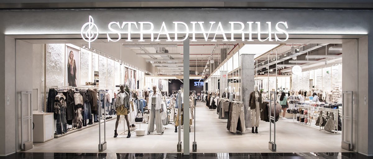 Un nuevo Stradivarius abre sus puertas en Marineda City