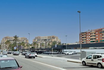 Savills IM adquiere dos supermercados en Madrid y Valencia