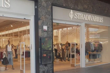 Stradivarius reabre en La Laguna