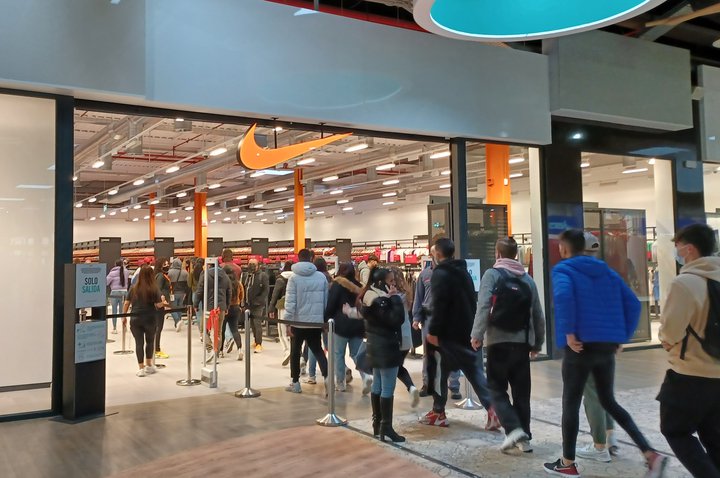 Nike Clearance Store reabre en The Outlet Stores Alicante - Centros Comerciales