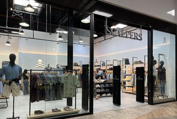 The Outlet Stores Alicante inaugura su nueva tienda Scalpers Outlet