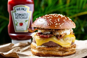 ​The Burger House by Heinz triplica su presencia en España