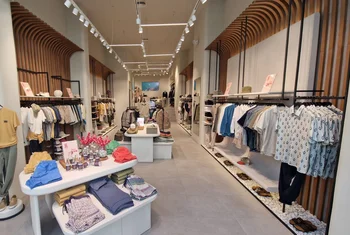 La firma de moda masculina Boston abre su primera tienda en Navarra