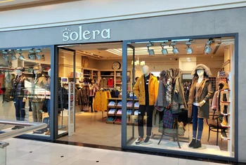 La firma de moda Solera abre una nueva tienda en Vallsur