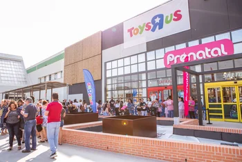 Prénatal inaugura una tienda dentro de Toys “R” Us de Cartagena