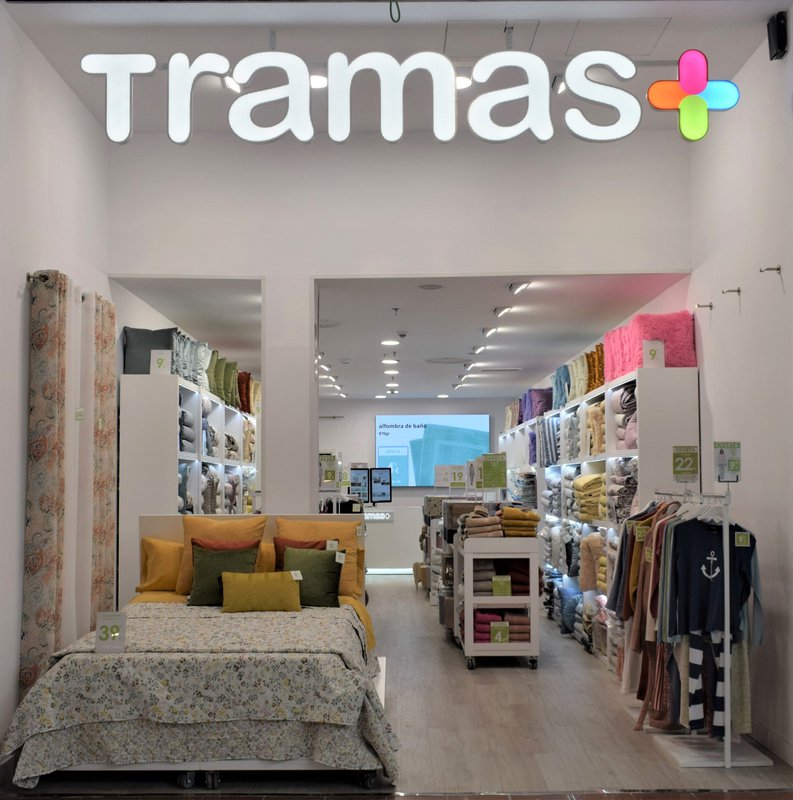 Valle Real incorpora una tienda de Tramas