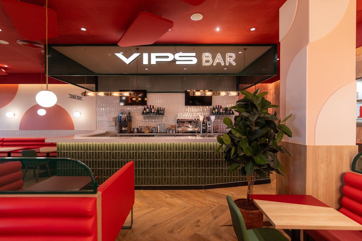 VIPs estrena su primer restaurante en Castellón
