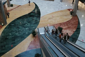 Los Fresnos refuerza su oferta de moda con nuevos operadores