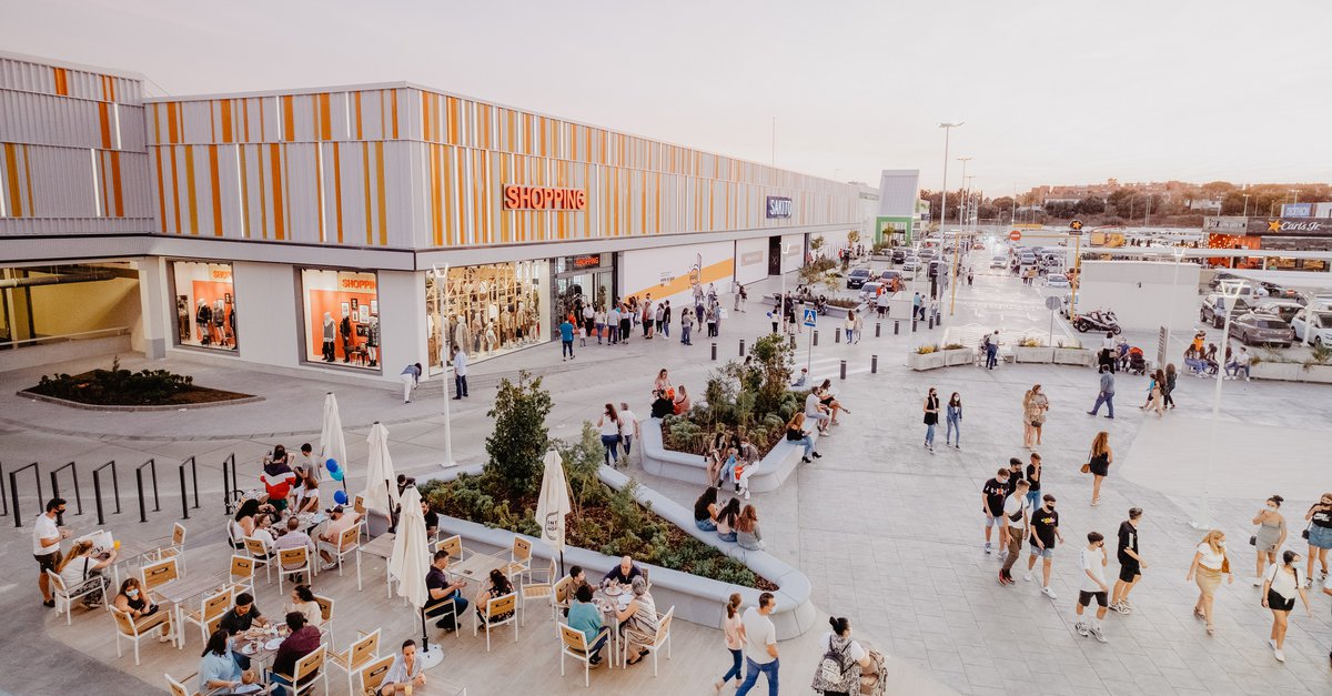 WAY Dos Hermanas supera los dos millones de visitantes en seis meses Revista Centros Comerciales