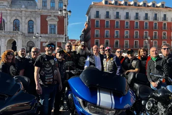El rugido de las Harley-Davidson llega a las fiestas de Valladolid