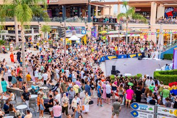Zenia Boulevard eleva su afluencia un 6% este verano