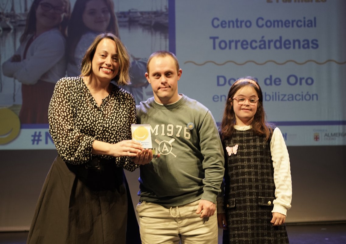 Torrecárdenas, reconocida por su apoyo a las personas con Síndrome de Down