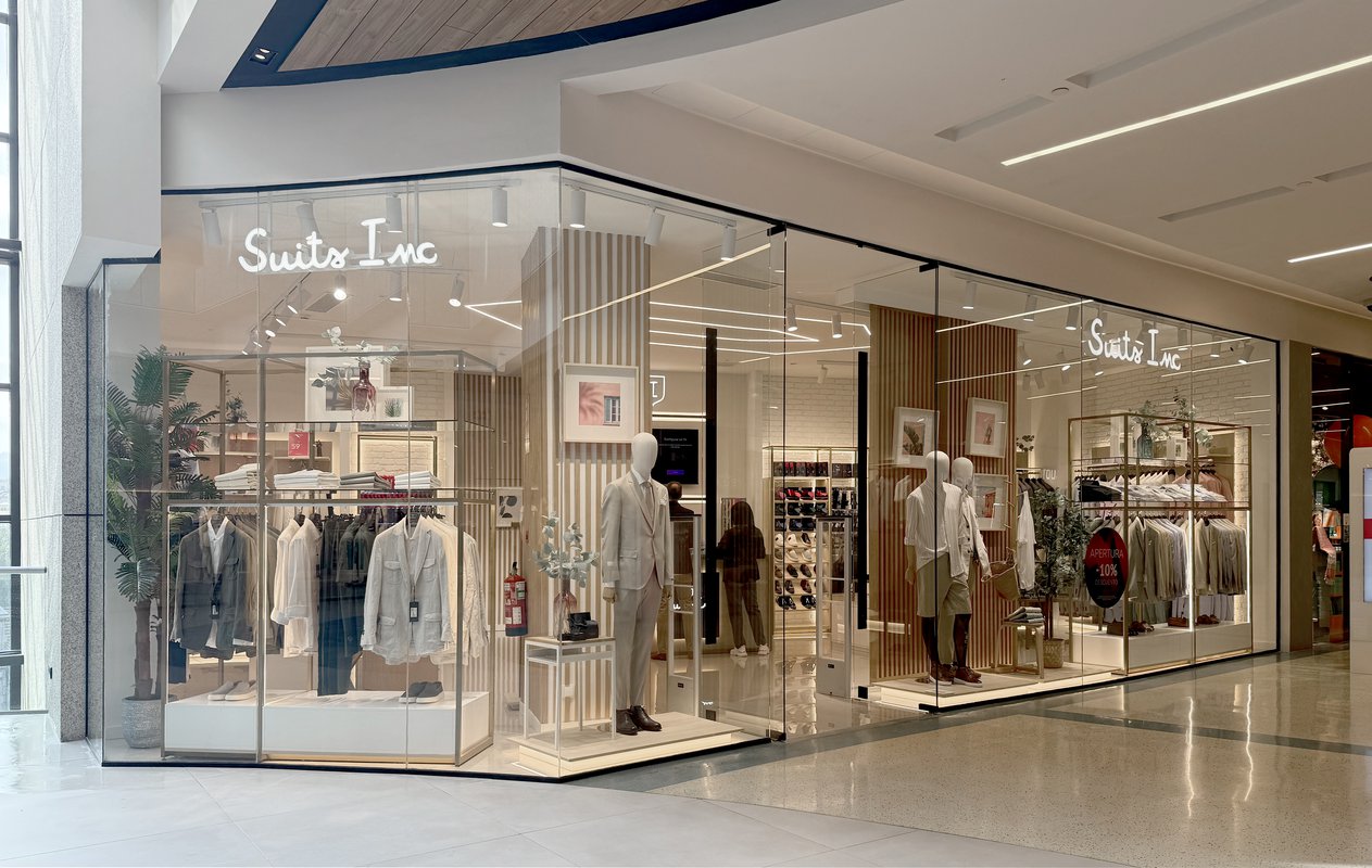 Suits Inc inaugura una tienda en el centro comercial Gran Vía de Vigo