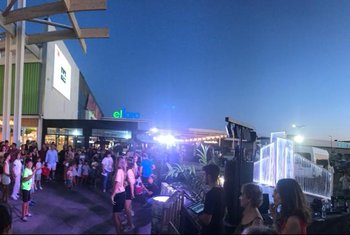 El Faro ofrece un plan de verano al aire libre