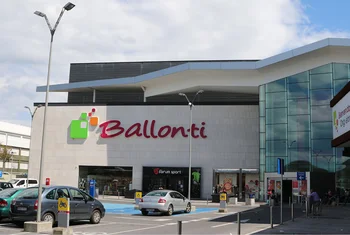 El centro comercial Ballonti repartirá 700 raciones de tarta
