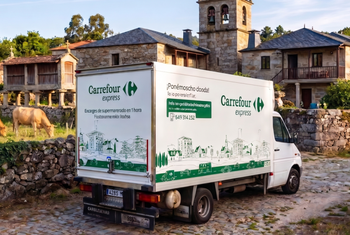 Carrefour lleva a Galicia un supermercado móvil para zonas rurales