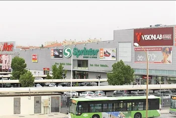 Carrefour Property gestionará cuatro parques de medianas de MDSR Investments