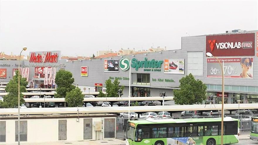 Carrefour Property gestionará cuatro parques de medianas de MDSR Investments