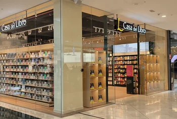 Casa del Libro estrena tienda en As Termas