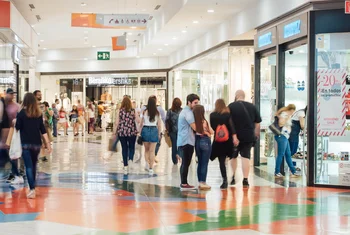 Las visitas a centros comerciales españoles suben un 4,5% en septiembre