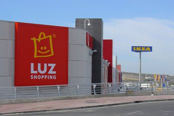 Un bazar Variety de 11.600 metros cuadrados abre sus puertas en Luz Shopping