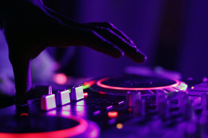 Vallsur celebra las fiestas de Valladolid con sesiones de DJ