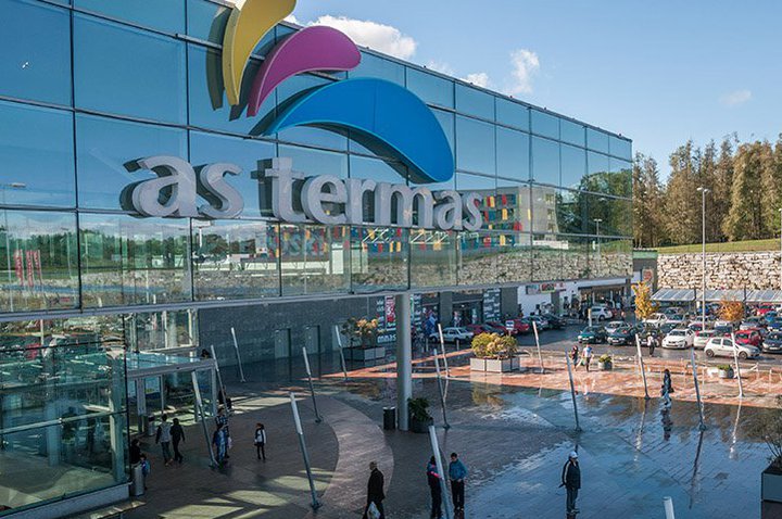 Zara Man llega al centro comercial As Termas