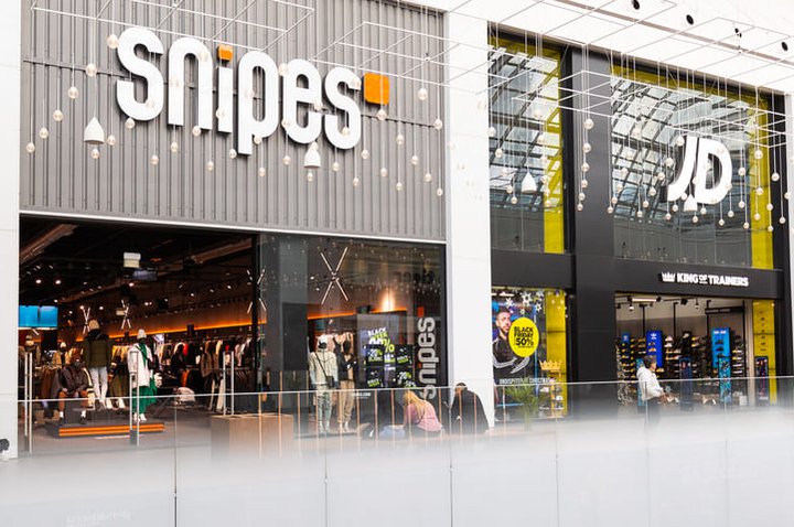entrenador Presidente colorante Diagonal Mar acoge la nueva concept store de Snipes - Revista Centros  Comerciales