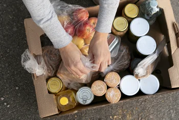 Carrefour suma más de 450 establecimientos a la recogida de alimentos de FESBAL
