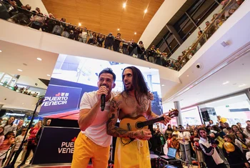 Puerto Venecia presenta su nueva imagen