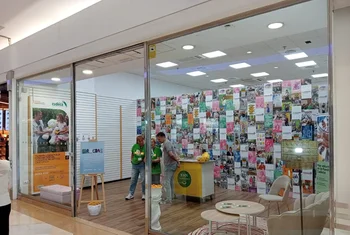 Miramar habilita un punto de recogida de ropa para la Fundación Cudeca