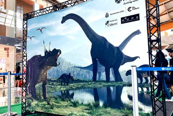 Los dinosaurios llegan al centro comercial L'Aljub