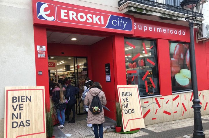 Eroski mantiene su ritmo de expansión