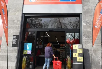 Eroski inaugura un nuevo supermercado en Guipúzcoa