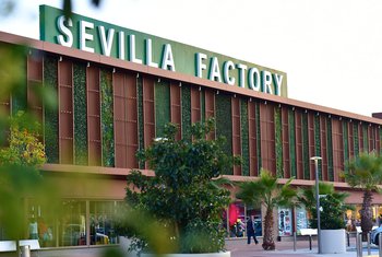 Taco Bell lega a Sevilla Factory Dos Hermanas