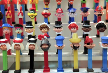 Los caramelos Pez llenan de colores el centro comercial Moda Shopping