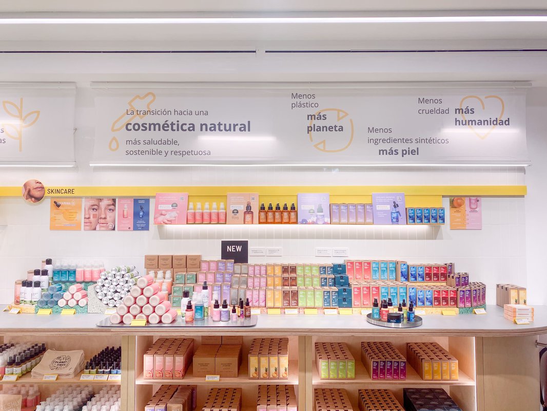 Las tiendas físicas de Freshly Cosmetics llegan a Bilbao y Oviedo