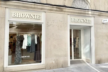 Brownie reubica su tienda de Vigo en la Rúa do Príncipe