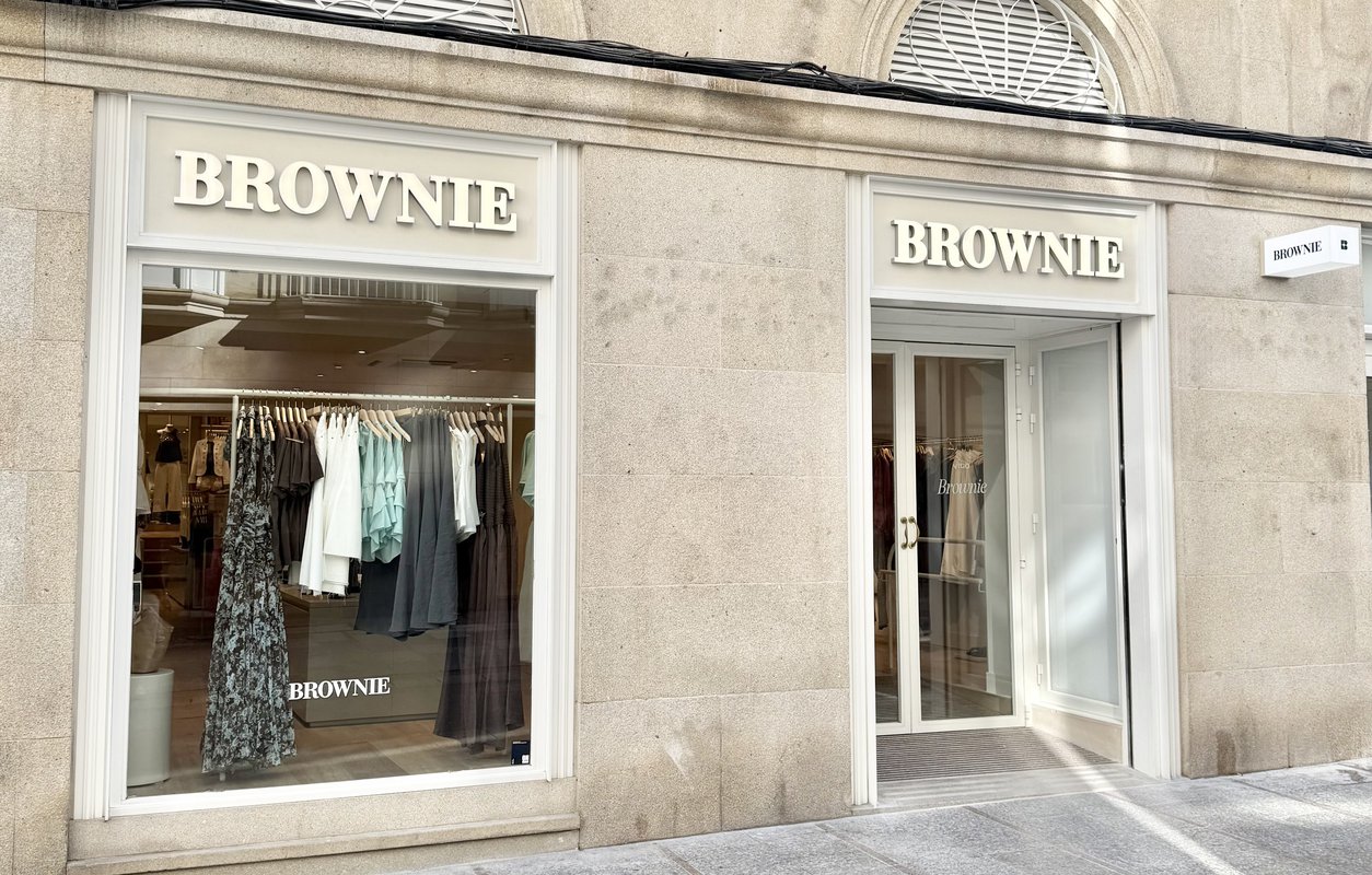 Brownie reubica su tienda de Vigo en la Rúa do Príncipe