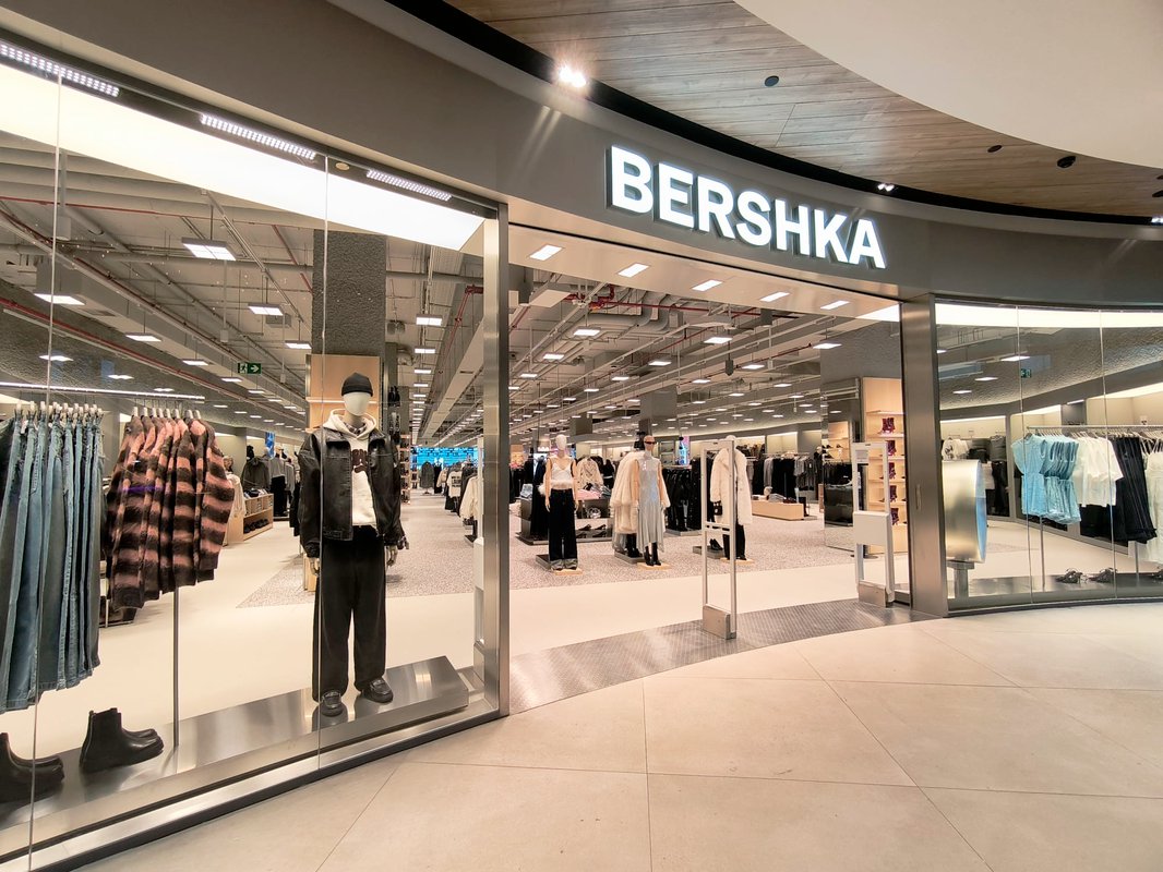 Bershka renueva su tienda en Gran Vía de Vigo