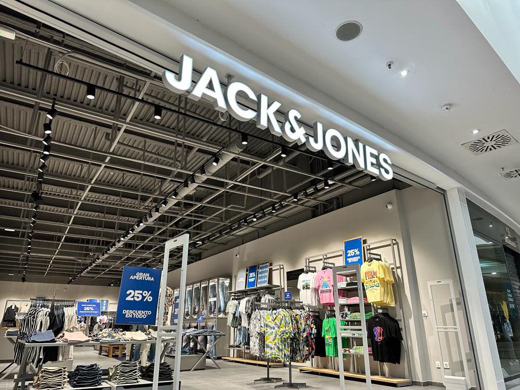 Jack&Jones inaugura un nuevo local en El Mirador de Cuenca