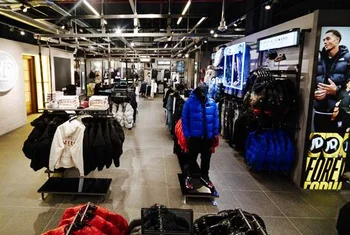 JD abrirá cuatro nuevas tiendas y ampliará su local en La Maquinista