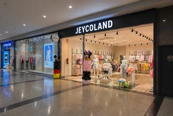 Plaza Éboli incorpora a Jeycoland a su mix comercial