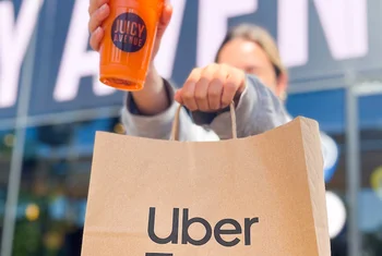 Juicy Brands fortalece su presencia en delivery de la mano de Uber Eats