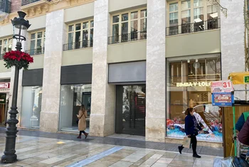 Adolfo Domínguez reubica su tienda en Málaga