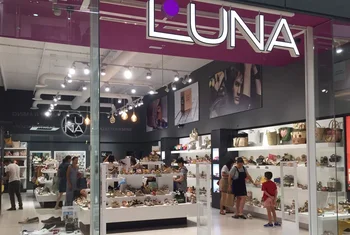 Luna Calzados abre una tienda en el centro comercial Ociopía